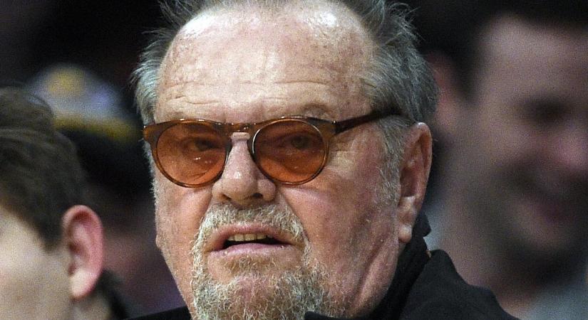 Jack Nicholsont közel két év után nyilvános eseményen kapták lencsevégre - videó