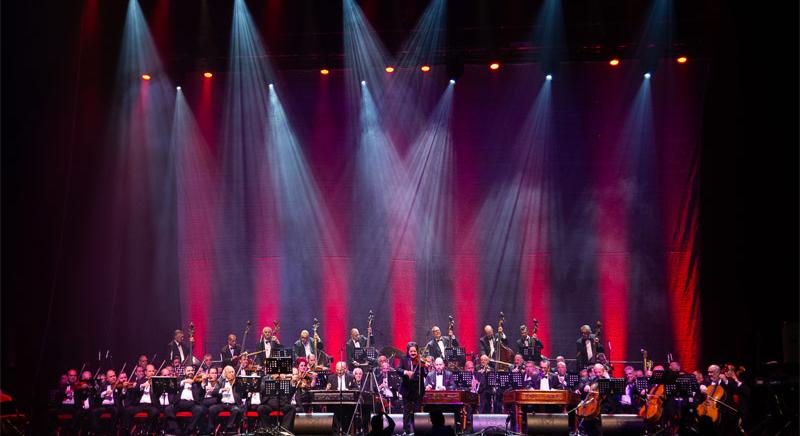Hatalmas sikerrel zárta a jubileumi koncertsorozatát a 100 Tagú Cigányzenekar