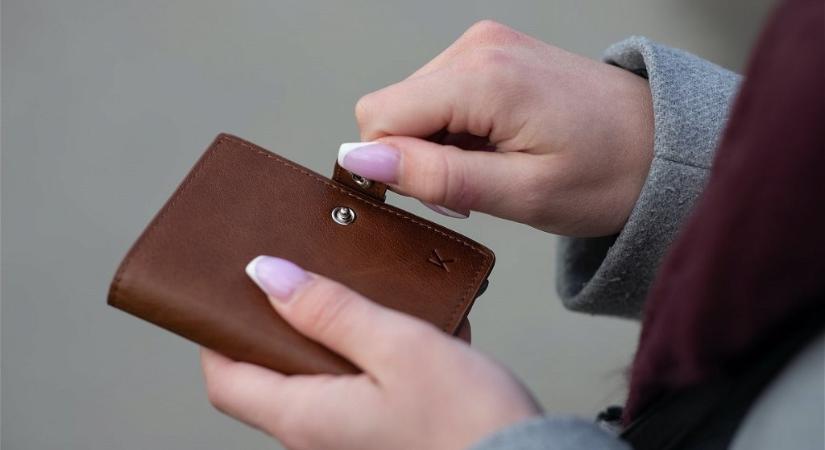 Ekkor várható a következő családi pótlék és a májusi nyugdíj