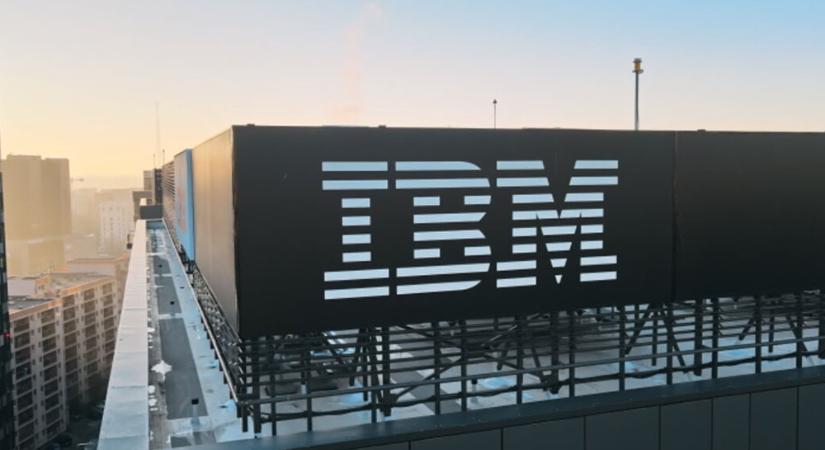 Mesterséges intelligenciával helyettesíti munkaerejének nagy részét az IBM