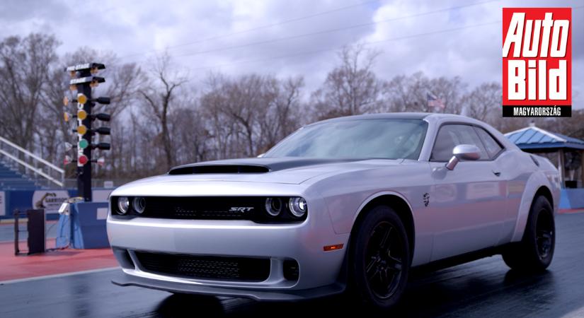 Brutál erős izomautóval búcsúzik a Dodge Challenger SRT Demon