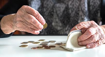 Rosszul tudta a fóti nyugdíjas nő: nem kapott 50 forintos segélyt