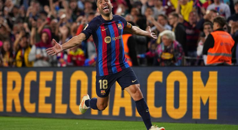 La Liga: Jordi Alba góljával nagy nehézségek árán legyőzte az Osasunát a Barcelona! – videóval