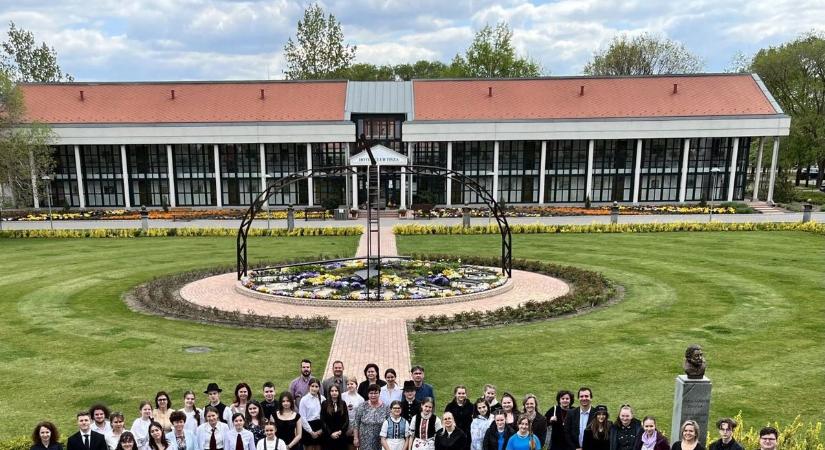 Dunaföldvári diákok nyerték az értékvetélkedőt Lakiteleken