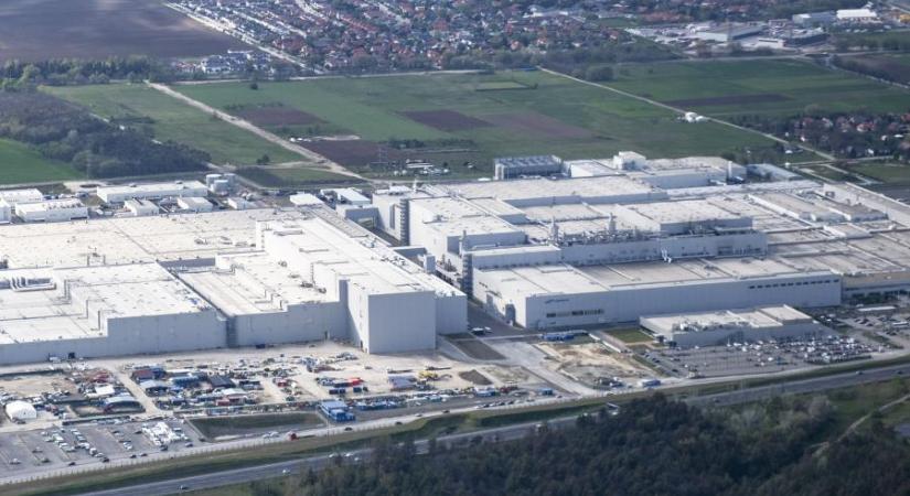 Megszüntetnének egyes szja-kedvezményeket, a különadók is mennek – Késésben van az Orbán-kormány, szinte mindent megígér az EU-nak