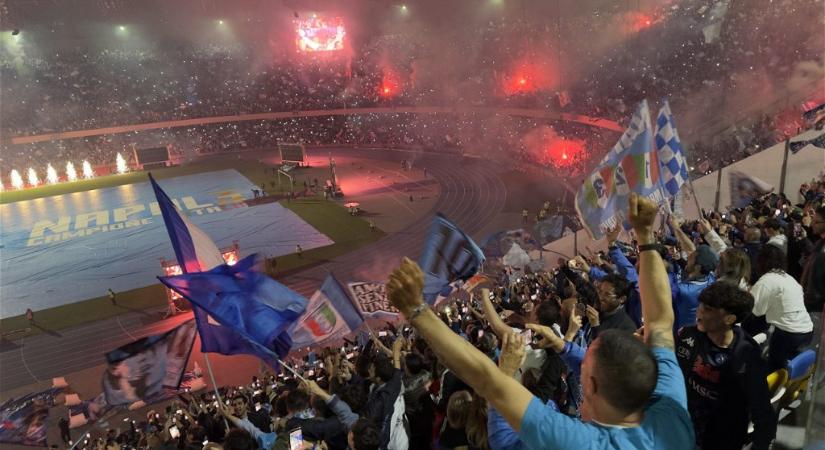 A plafont csapkodták örömükben a Napoli játékosai (videó)