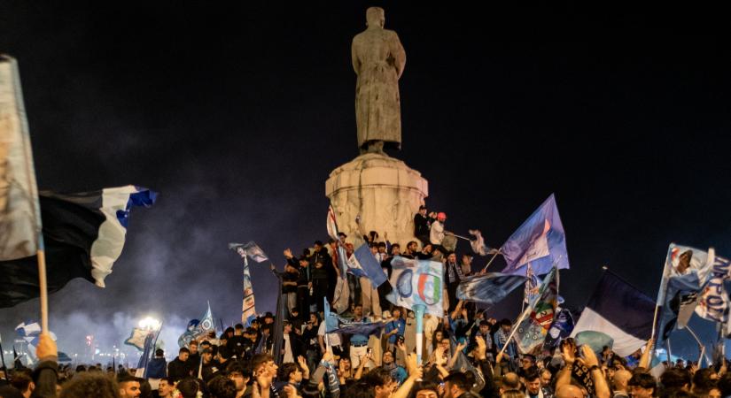 Maffiasarjat lőttek le Nápolyban a meccs után ünneplő tízezres tömegben