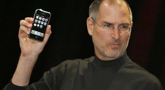 Alig 60 ezer forintos csekkért kérhetnek most 8,5 millió forintnyi pénzt – Steve Jobs írta alá