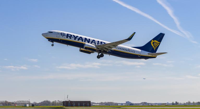 A Ryanair trollkodó bejegyzésén csámcsog az internet népe