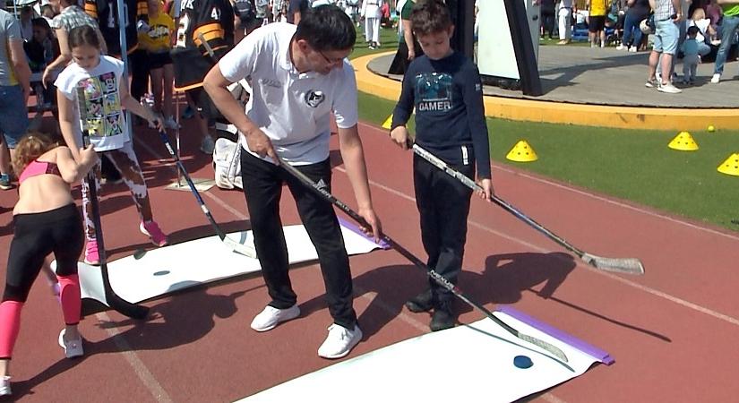 Mozgalmasan telt a szombat a DEAC sportcampusán