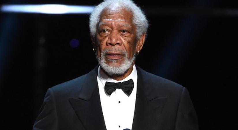 Drámai az ok: ezért visel mindig két arany fülbevalót Morgan Freeman - Fotók