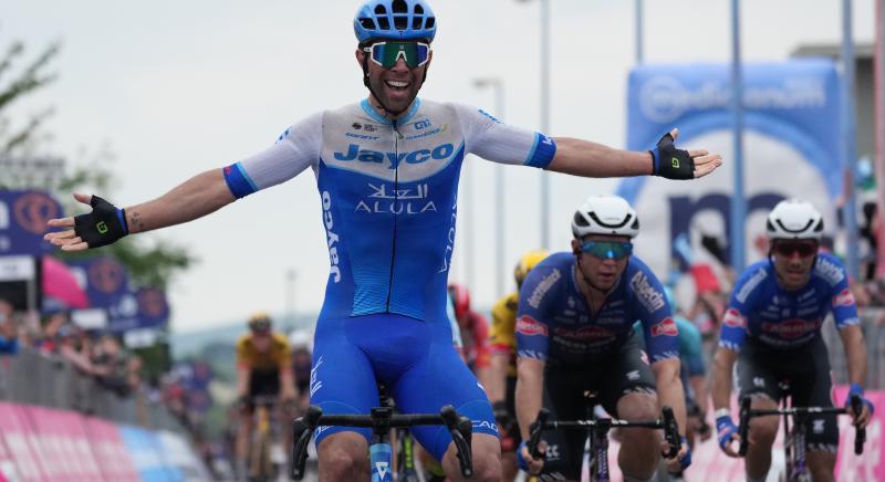 Giro d'Italia 3. szakasz: Michael Matthews sikere Melfiben