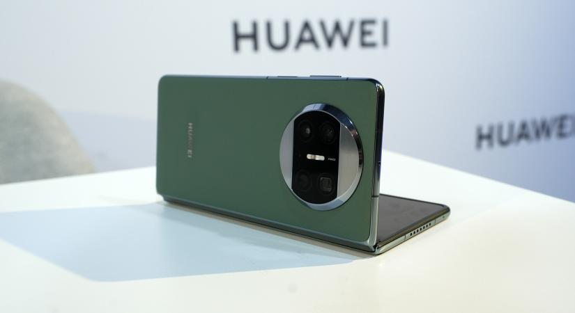 Könnyű, vékony és kinyitható a Huawei Mate X3
