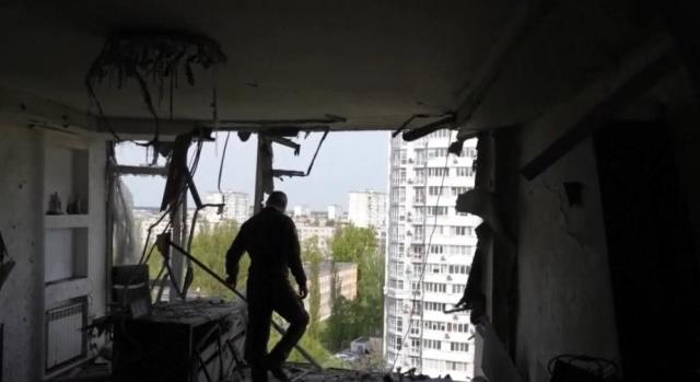 Rakétazáport zúdított Ukrajnára az orosz hadsereg a Győzelem napi megemlékezés előestéjén