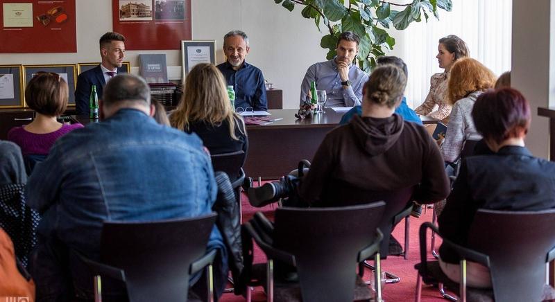 Hagyomány és megújulás – ismertették a Weöres Sándor Színház 2023/2024-es évadának tervét