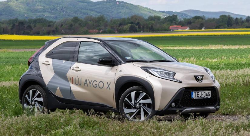 Kedvellek, de a méret a lényeg - Teszt: Toyota Aygo X Executive