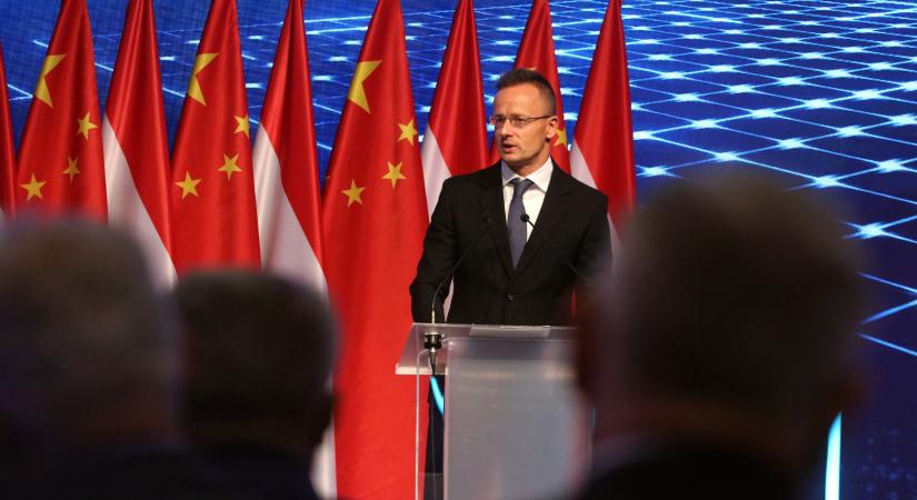 Miközben Európa épp elfordul tőle, Magyarországra ömlik a kínai tőke