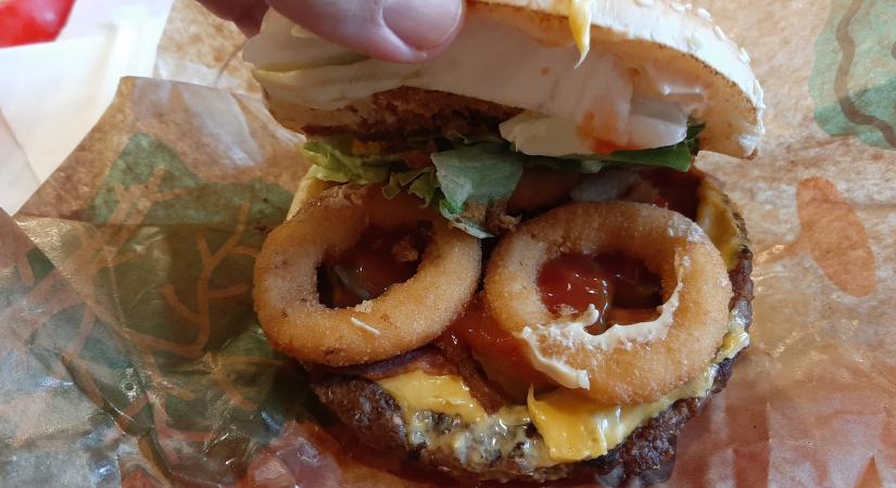 Megkóstoltuk a Valmar zenekar Burger King burgerét és… Úristen!