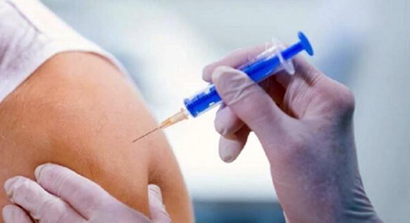 Indul az első per – Egy férfinél állítólag súlyos mellékhatásokkal járt a Covid vakcina beadása