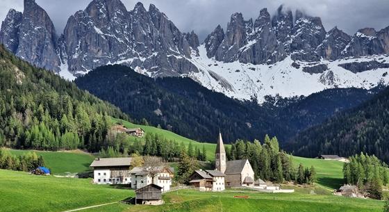 Csigaházzal a gyönyörű Dél-Tirolban: hatalmas lakóautóval vágtunk neki az Alpoknak