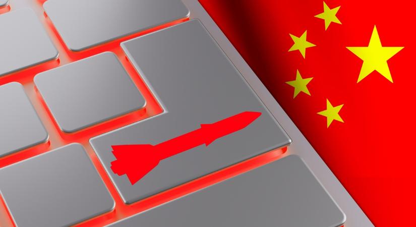 A kínai haderőfejlesztés újabb fokozaton: középpontban a kiber- és az űrhadviselés