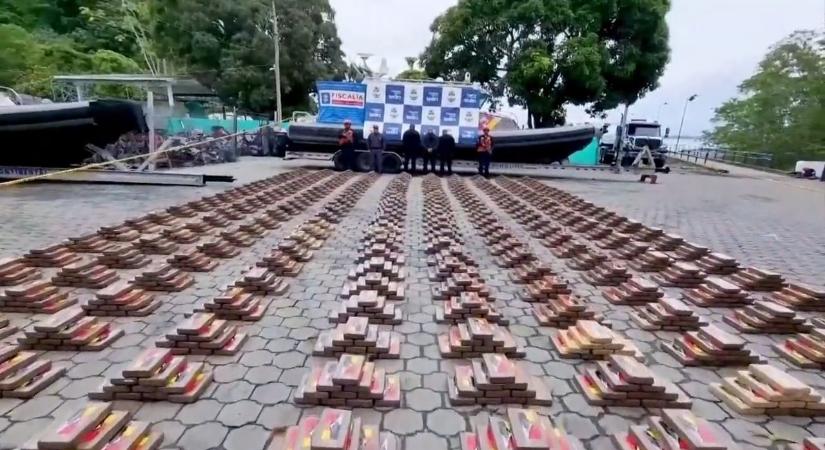 3 tonna kokaint foglalt le a kolumbiai haditengerészet egy kis tengeralattjárón