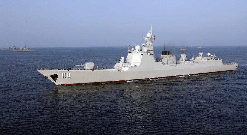 Növekszik a feszültség, Kína hadihajókkal cirkál Japán körül