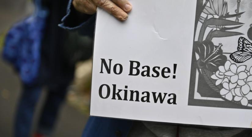 Békemenetet tartottak japánban, az amerikai bázisok eltávolítását követelték
