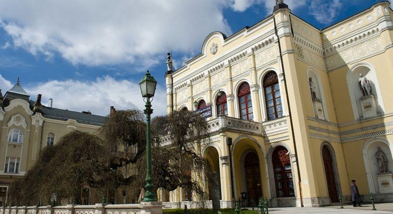 Vidnyánszky Pécsről Debrecenbe vitte az Országos Színházi Találkozót