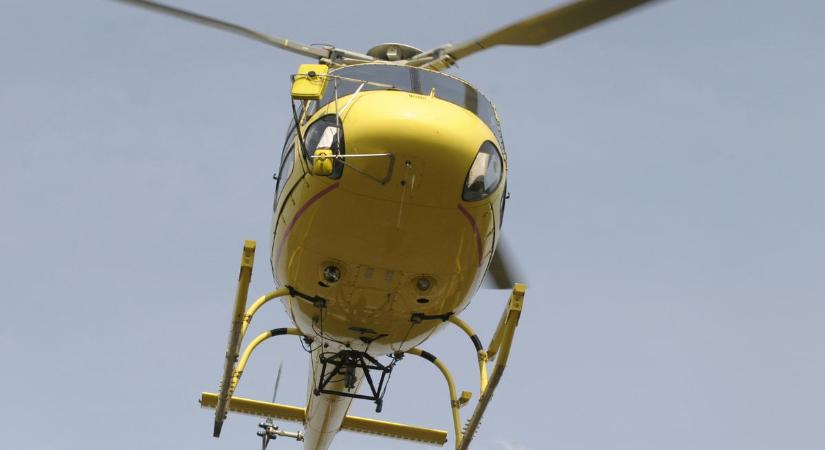 Súlyosan megsérült egy magyar bringás Szlovákiában: mentőhelikoptert riasztottak hozzá