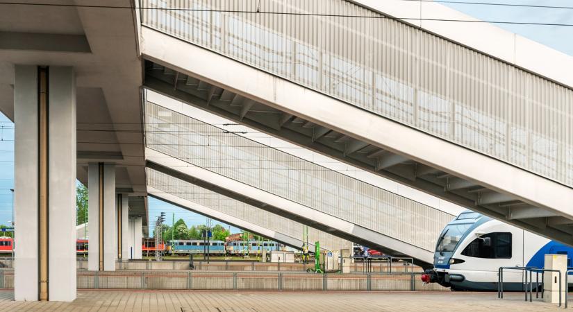 Korlátok közt a vasút felett – az év hídjai 2023