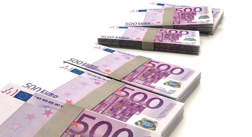 Egymilliárd eurós kkv-finanszírozásról állapodott meg az EBA és az UniCredit Bank