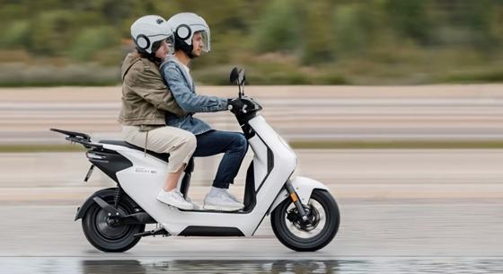Akár otthon a szobában is tölthető a Honda legolcsóbb elektromos járgányának aksija