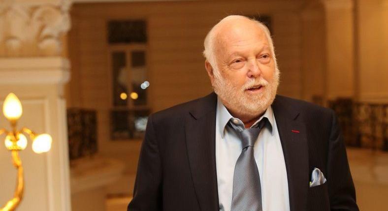 Elárulta a Los Angeles-i temető őre: senki nem jár Andy Vajna sírjához – Exkluzív videó