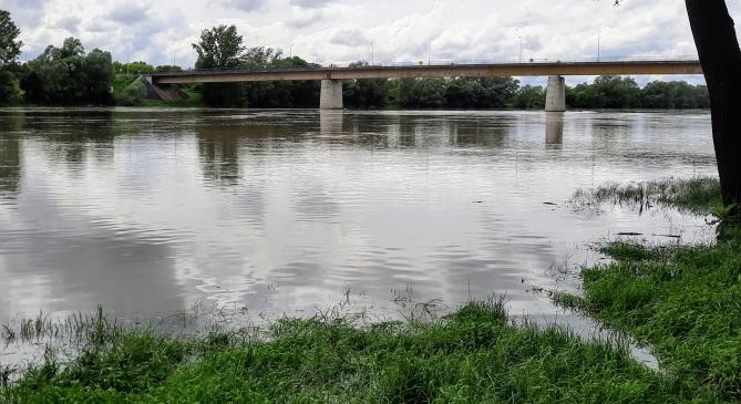 Belvíz és áradó folyók mutatják az esőzések hatását a Dunántúlon