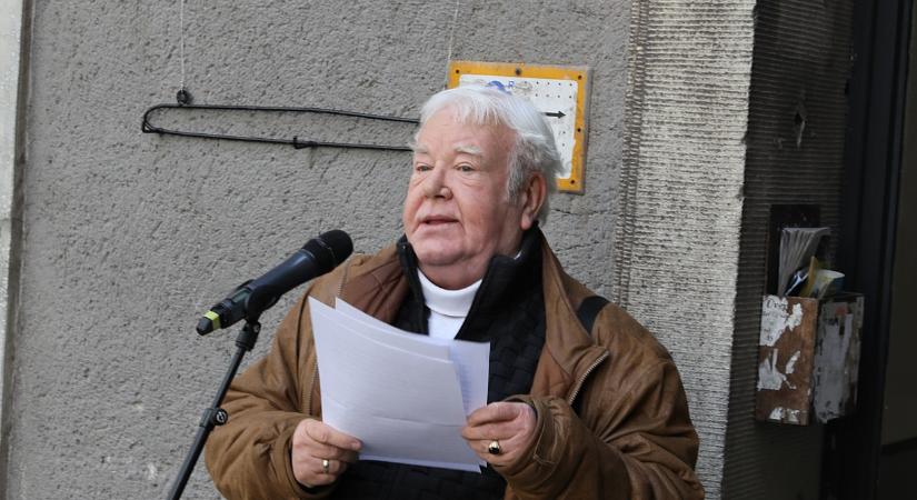 Gálvölgyi János túl van az életveszélyen