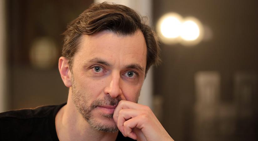 Polgár Csaba zenés szatírát rendez a TÁP Színháznál