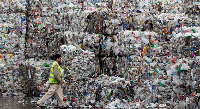 ENSZ: Nyolcvan százalékkal csökkenthető a műanyagszennyezés