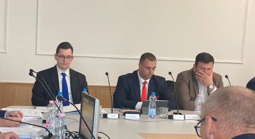 Ajkai képviselővel bővült a Veszprém Vármegyei Önkormányzat