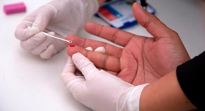 Ingyenes HIV és szifilisz szűréssel vár pénteken a Háttér Társaság