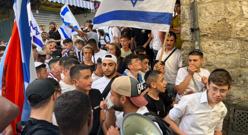 Kisebb összecsapásokkal véget ért a „Zászlós menet” Jeruzsálemben