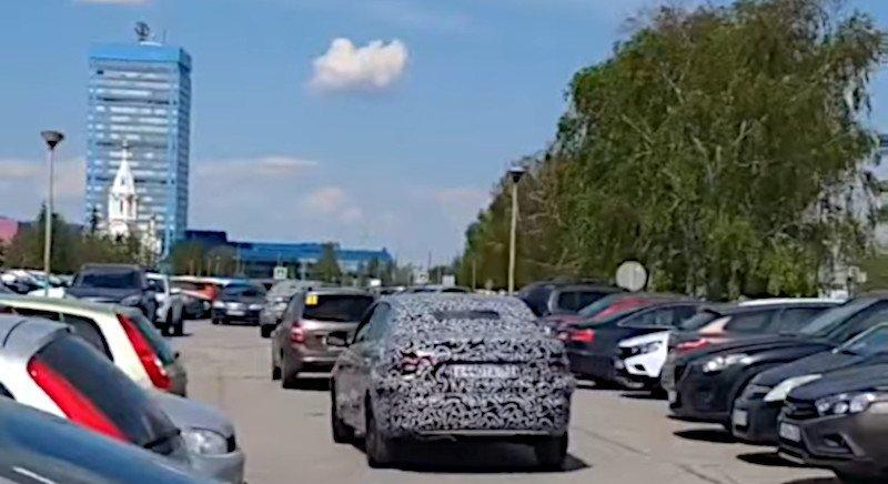 Megkezdték a következő Lada Granta prototípusok közúti tesztelését