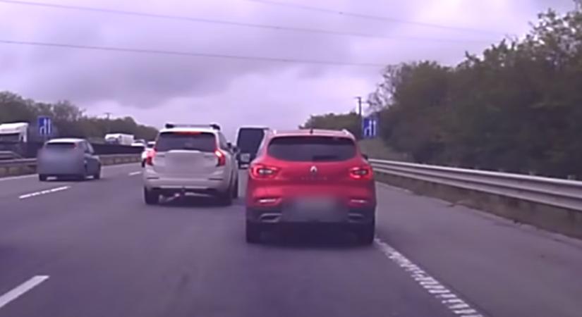 Felidegesítette magát a volvós, leszorítással állított meg egy másik autóst az M0-son - videó