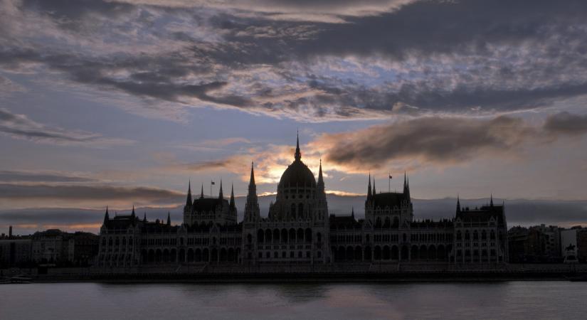 Eljött a kiábrándulás ideje: már senki nem hisz abban, hogy Magyarország olcsón megúszhatja a válságot