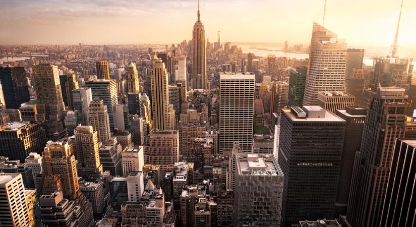 Új kutatás: a felhőkarcolók súlya miatt New York folyamatosan süllyed