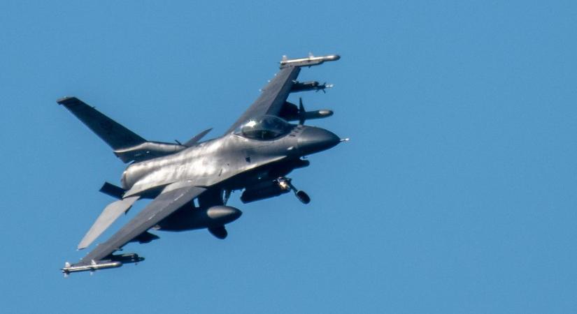 Az USA nem akadályozza meg az F–16-os vadászbombázók exportját Ukrajnába