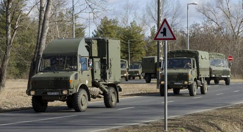 Katonai harcjárművek lepik el az ország több vármegyéjét – Ezt kéri a Magyar Honvédség a lakosságtól