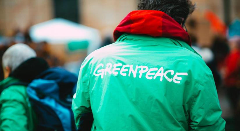 Nemkívánatos lett a Greenpeace Oroszországban: szerintük meg akarják dönteni Putyin hatalmát