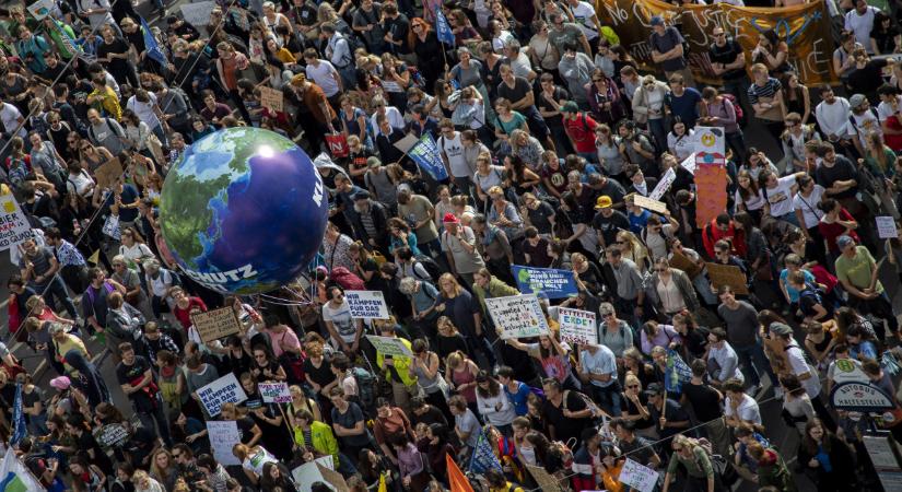 Globális tüntetésre készülnek a klímaaktivizsták