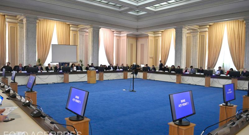 Jóváhagyta a szenátus tanügyi bizottsága a közoktatási törvény tervezetét